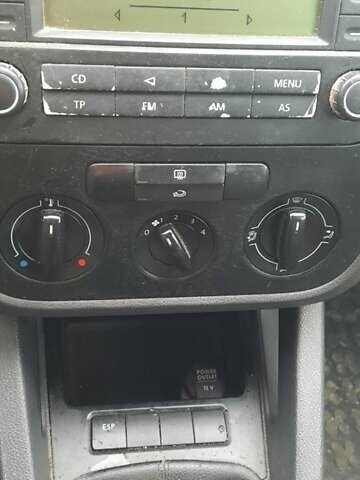 Синий Фольксваген Гольф, объемом двигателя 1.9 л и пробегом 470 тыс. км за 2400 $, фото 9 на Automoto.ua