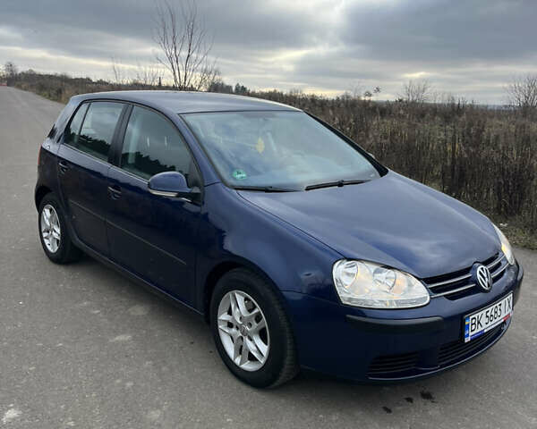 Синій Фольксваген Гольф, об'ємом двигуна 1.39 л та пробігом 180 тис. км за 5750 $, фото 22 на Automoto.ua