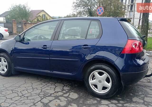 Синий Фольксваген Гольф, объемом двигателя 1.6 л и пробегом 290 тыс. км за 4950 $, фото 10 на Automoto.ua