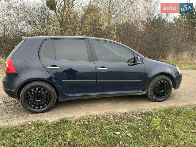 Синий Фольксваген Гольф, объемом двигателя 1.4 л и пробегом 268 тыс. км за 4450 $, фото 2 на Automoto.ua
