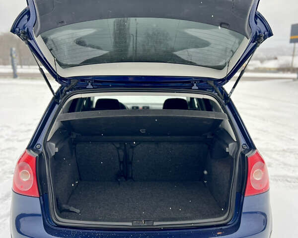 Синий Фольксваген Гольф, объемом двигателя 1.6 л и пробегом 203 тыс. км за 6750 $, фото 38 на Automoto.ua