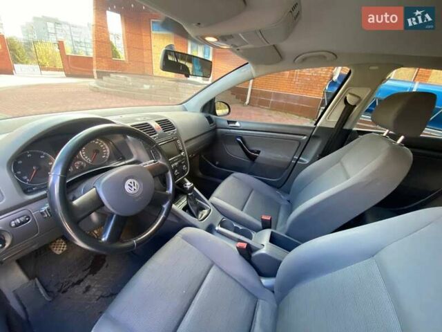 Синий Фольксваген Гольф, объемом двигателя 1.9 л и пробегом 391 тыс. км за 5500 $, фото 10 на Automoto.ua