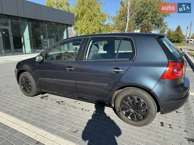 Синий Фольксваген Гольф, объемом двигателя 1.4 л и пробегом 261 тыс. км за 4700 $, фото 1 на Automoto.ua