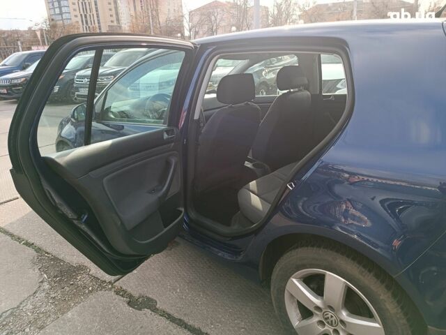 Синий Фольксваген Гольф, объемом двигателя 1.6 л и пробегом 221 тыс. км за 5990 $, фото 12 на Automoto.ua