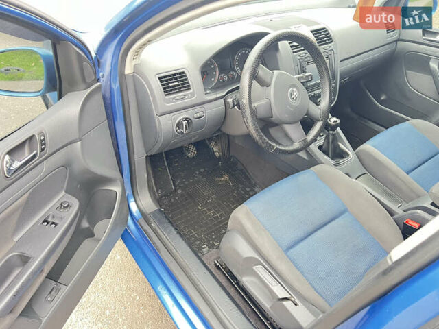 Синий Фольксваген Гольф, объемом двигателя 1.39 л и пробегом 299 тыс. км за 4999 $, фото 15 на Automoto.ua
