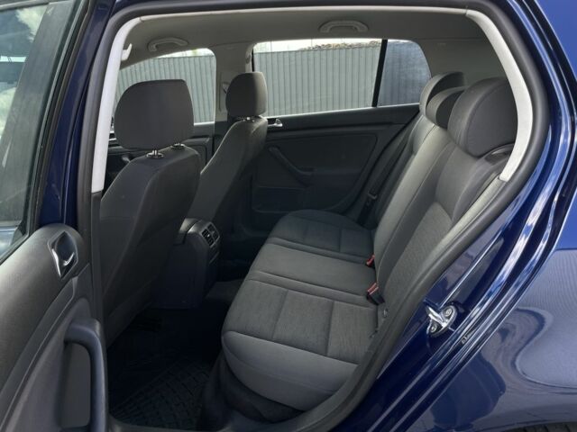 Синий Фольксваген Гольф, объемом двигателя 1.6 л и пробегом 243 тыс. км за 5000 $, фото 15 на Automoto.ua