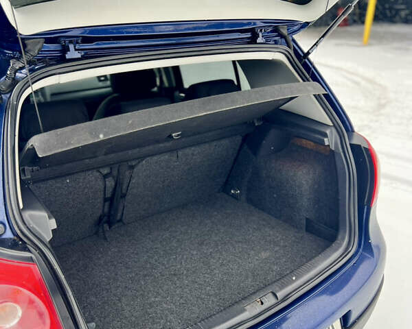 Синій Фольксваген Гольф, об'ємом двигуна 1.6 л та пробігом 203 тис. км за 6500 $, фото 35 на Automoto.ua