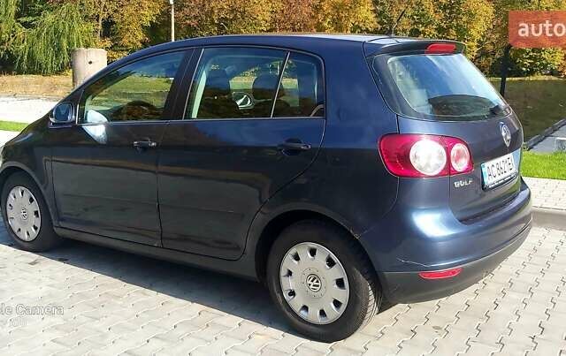 Синий Фольксваген Гольф, объемом двигателя 1.6 л и пробегом 252 тыс. км за 5000 $, фото 10 на Automoto.ua