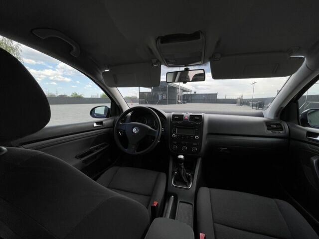 Синий Фольксваген Гольф, объемом двигателя 1.6 л и пробегом 243 тыс. км за 5000 $, фото 8 на Automoto.ua