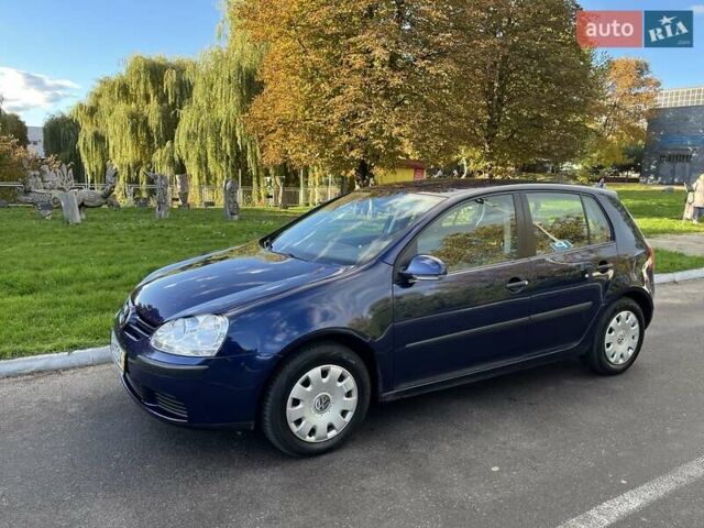 Синий Фольксваген Гольф, объемом двигателя 1.4 л и пробегом 250 тыс. км за 4600 $, фото 43 на Automoto.ua