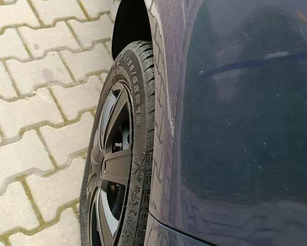 Синий Фольксваген Гольф, объемом двигателя 1.6 л и пробегом 290 тыс. км за 5000 $, фото 6 на Automoto.ua