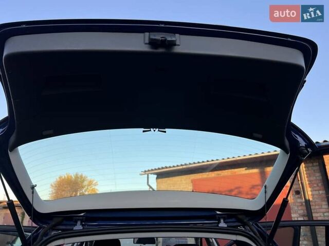 Синій Фольксваген Гольф, об'ємом двигуна 1.6 л та пробігом 196 тис. км за 6300 $, фото 39 на Automoto.ua