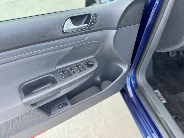 Синій Фольксваген Гольф, об'ємом двигуна 0 л та пробігом 198 тис. км за 4900 $, фото 22 на Automoto.ua