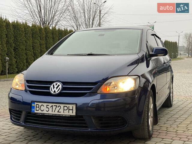 Синий Фольксваген Гольф, объемом двигателя 2 л и пробегом 285 тыс. км за 5450 $, фото 12 на Automoto.ua