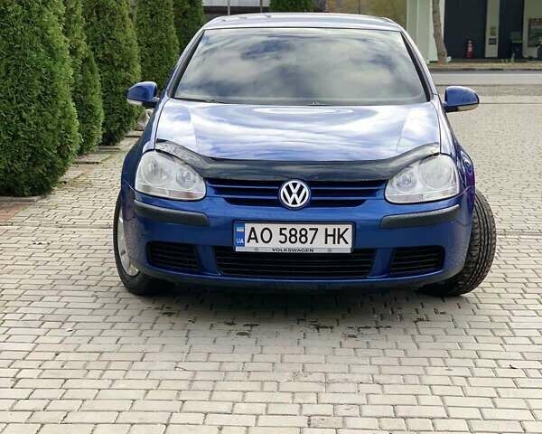 Синий Фольксваген Гольф, объемом двигателя 1.4 л и пробегом 240 тыс. км за 4800 $, фото 2 на Automoto.ua