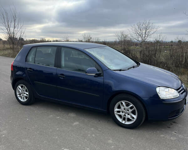 Синій Фольксваген Гольф, об'ємом двигуна 1.39 л та пробігом 180 тис. км за 5750 $, фото 20 на Automoto.ua