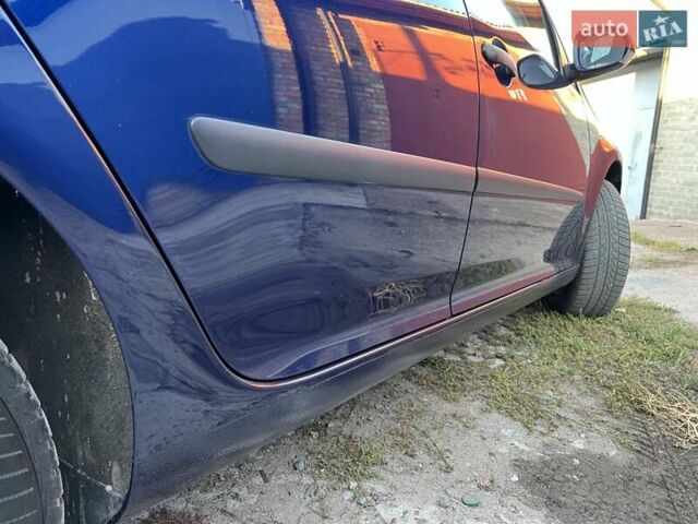 Синій Фольксваген Гольф, об'ємом двигуна 1.6 л та пробігом 196 тис. км за 6300 $, фото 13 на Automoto.ua