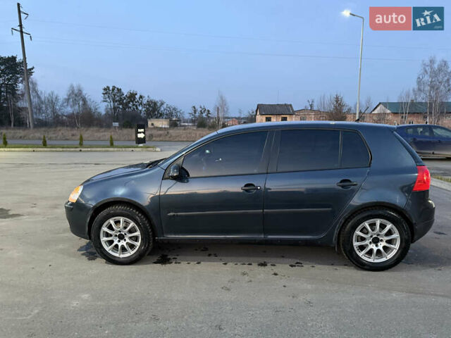 Синий Фольксваген Гольф, объемом двигателя 1.6 л и пробегом 227 тыс. км за 5699 $, фото 6 на Automoto.ua