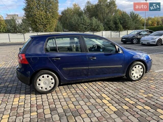 Синий Фольксваген Гольф, объемом двигателя 1.4 л и пробегом 250 тыс. км за 4600 $, фото 11 на Automoto.ua