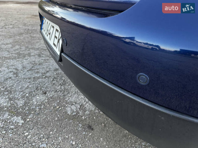 Синий Фольксваген Гольф, объемом двигателя 1.6 л и пробегом 210 тыс. км за 6700 $, фото 9 на Automoto.ua