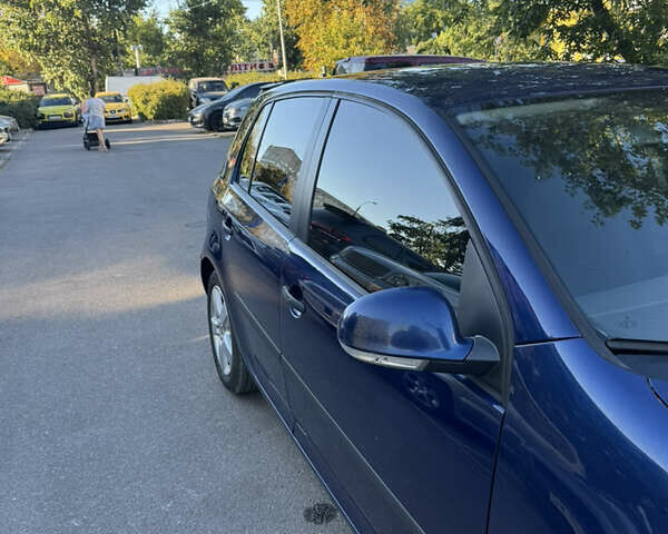 Синий Фольксваген Гольф, объемом двигателя 1.6 л и пробегом 211 тыс. км за 5500 $, фото 44 на Automoto.ua