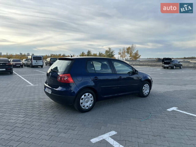Синий Фольксваген Гольф, объемом двигателя 1.39 л и пробегом 238 тыс. км за 5750 $, фото 9 на Automoto.ua