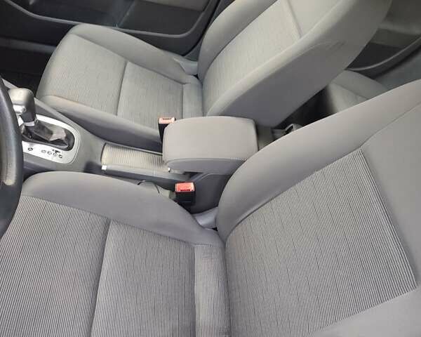 Синій Фольксваген Гольф, об'ємом двигуна 1.6 л та пробігом 248 тис. км за 4850 $, фото 21 на Automoto.ua