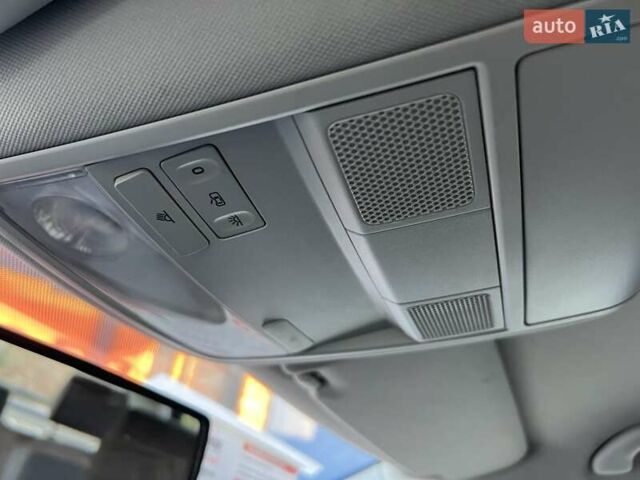 Синій Фольксваген Гольф, об'ємом двигуна 1.6 л та пробігом 196 тис. км за 6300 $, фото 57 на Automoto.ua