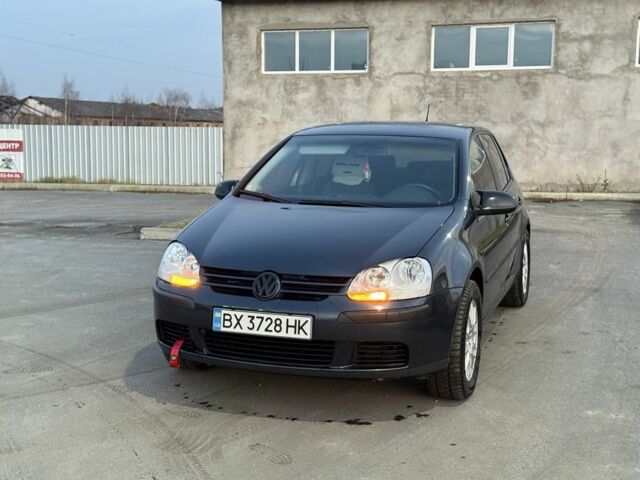 Синий Фольксваген Гольф, объемом двигателя 1.6 л и пробегом 227 тыс. км за 5699 $, фото 1 на Automoto.ua