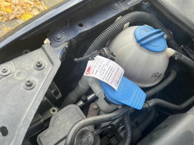 Синій Фольксваген Гольф, об'ємом двигуна 1.6 л та пробігом 212 тис. км за 5200 $, фото 15 на Automoto.ua