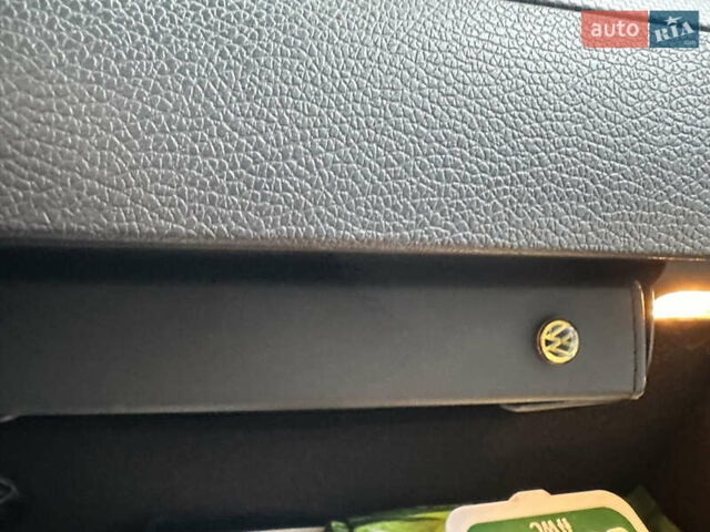 Синий Фольксваген Гольф, объемом двигателя 1.6 л и пробегом 193 тыс. км за 4800 $, фото 22 на Automoto.ua