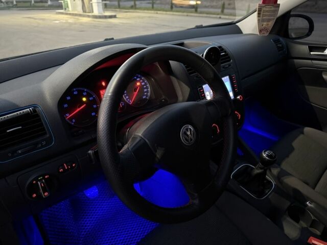 Синий Фольксваген Гольф, объемом двигателя 1.6 л и пробегом 227 тыс. км за 5699 $, фото 14 на Automoto.ua