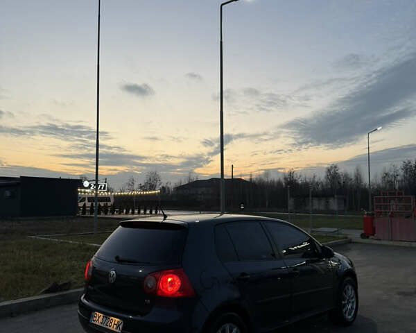 Синий Фольксваген Гольф, объемом двигателя 1.6 л и пробегом 227 тыс. км за 5699 $, фото 17 на Automoto.ua