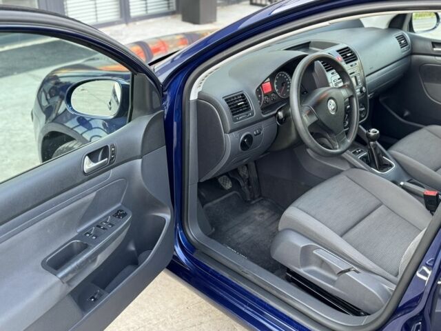 Синій Фольксваген Гольф, об'ємом двигуна 0 л та пробігом 198 тис. км за 4900 $, фото 11 на Automoto.ua