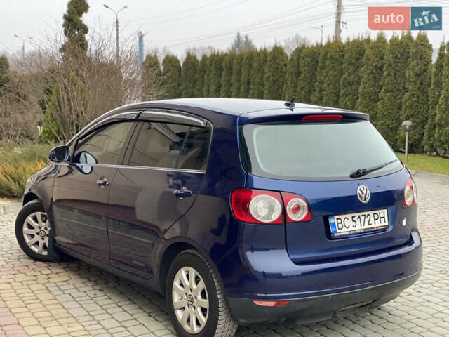 Синий Фольксваген Гольф, объемом двигателя 2 л и пробегом 285 тыс. км за 5450 $, фото 10 на Automoto.ua