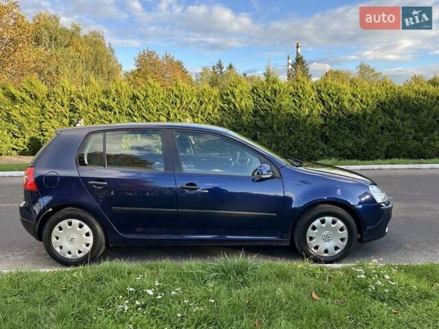 Синий Фольксваген Гольф, объемом двигателя 1.4 л и пробегом 250 тыс. км за 4600 $, фото 65 на Automoto.ua