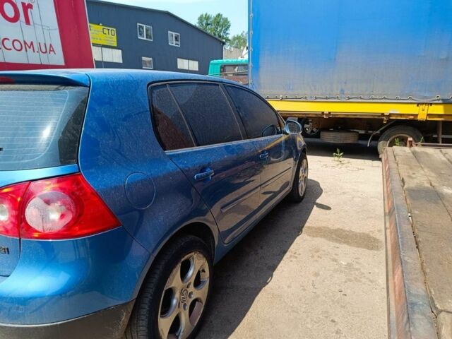 Синий Фольксваген Гольф, объемом двигателя 2 л и пробегом 285 тыс. км за 6000 $, фото 4 на Automoto.ua