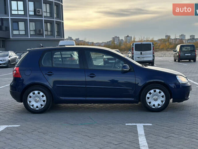 Синий Фольксваген Гольф, объемом двигателя 1.39 л и пробегом 238 тыс. км за 5750 $, фото 7 на Automoto.ua