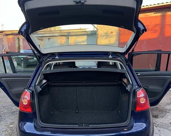 Синій Фольксваген Гольф, об'ємом двигуна 1.6 л та пробігом 196 тис. км за 6300 $, фото 30 на Automoto.ua