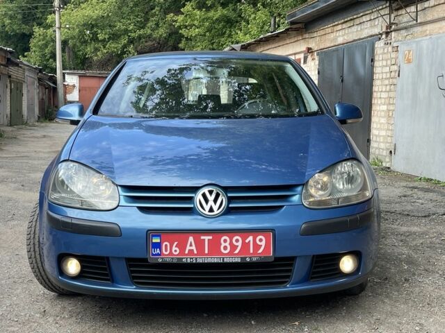 Синий Фольксваген Гольф, объемом двигателя 1.6 л и пробегом 204 тыс. км за 5800 $, фото 12 на Automoto.ua