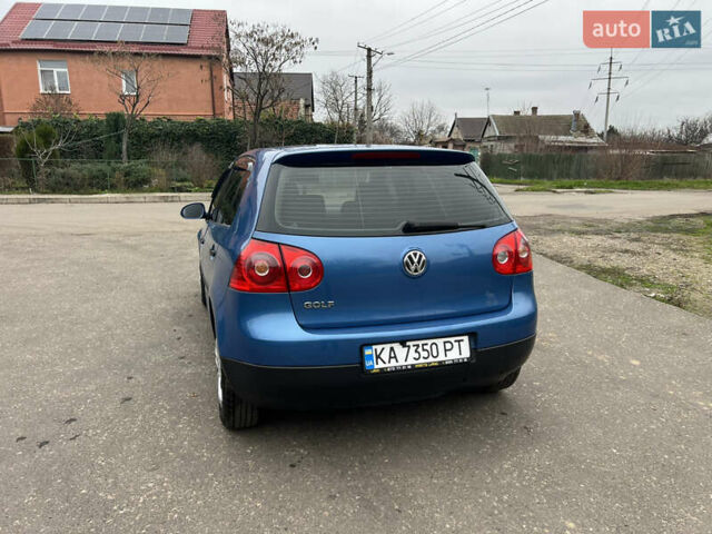 Синий Фольксваген Гольф, объемом двигателя 1.39 л и пробегом 299 тыс. км за 4999 $, фото 5 на Automoto.ua
