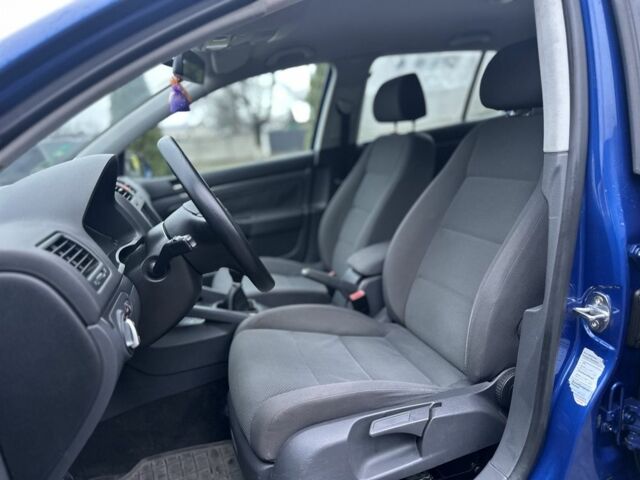 Синий Фольксваген Гольф, объемом двигателя 1.4 л и пробегом 199 тыс. км за 4499 $, фото 5 на Automoto.ua