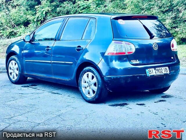 Синий Фольксваген Гольф, объемом двигателя 1.6 л и пробегом 300 тыс. км за 5100 $, фото 1 на Automoto.ua