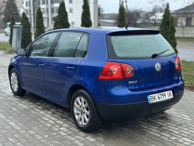 Синий Фольксваген Гольф, объемом двигателя 1.4 л и пробегом 199 тыс. км за 4499 $, фото 3 на Automoto.ua