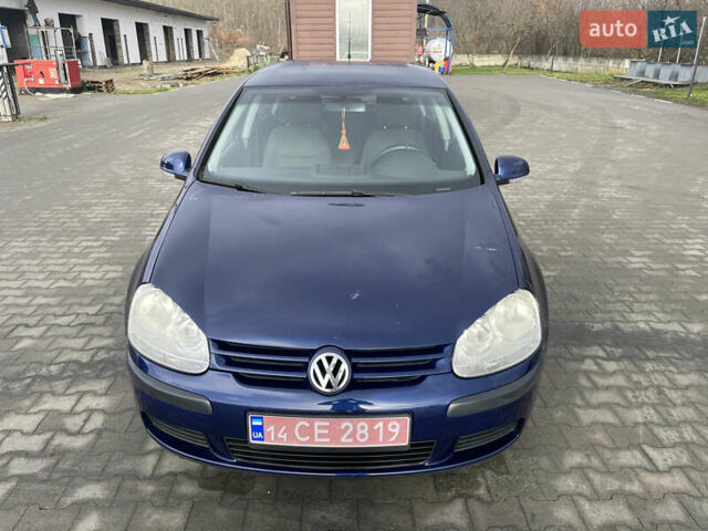 Синий Фольксваген Гольф, объемом двигателя 1.6 л и пробегом 243 тыс. км за 4900 $, фото 17 на Automoto.ua