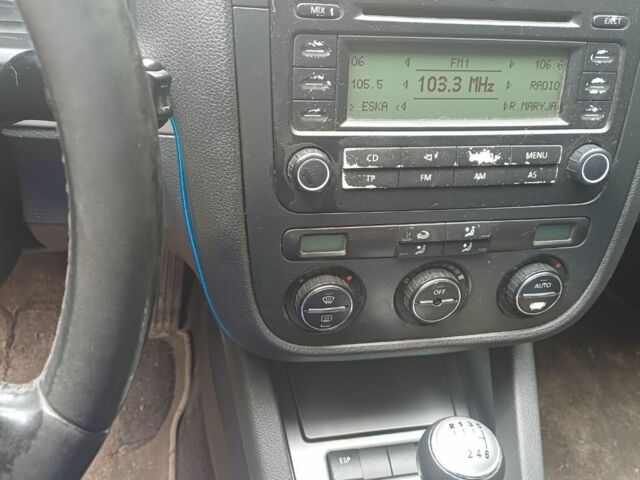 Синій Фольксваген Гольф, об'ємом двигуна 2 л та пробігом 470 тис. км за 3148 $, фото 7 на Automoto.ua