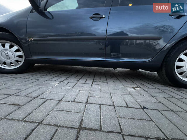 Синий Фольксваген Гольф, объемом двигателя 1.4 л и пробегом 207 тыс. км за 5100 $, фото 19 на Automoto.ua