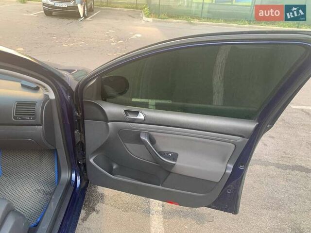 Синій Фольксваген Гольф, об'ємом двигуна 1.4 л та пробігом 368 тис. км за 3600 $, фото 12 на Automoto.ua