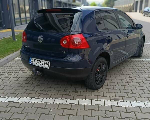 Синий Фольксваген Гольф, объемом двигателя 1.6 л и пробегом 290 тыс. км за 5000 $, фото 3 на Automoto.ua