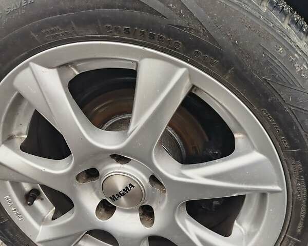 Синий Фольксваген Гольф, объемом двигателя 1.6 л и пробегом 223 тыс. км за 5200 $, фото 21 на Automoto.ua